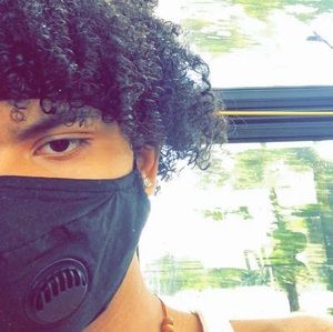 Meet your Posher, Damian